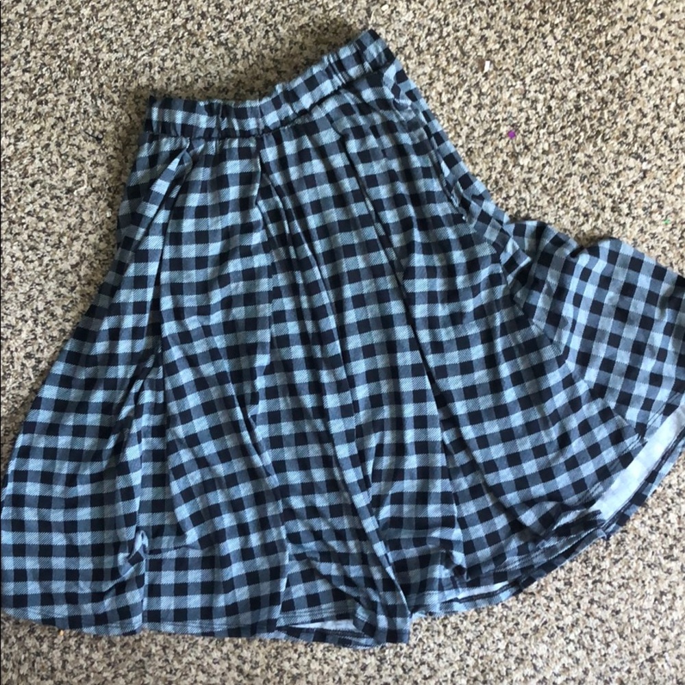 Black and grey checked Madison